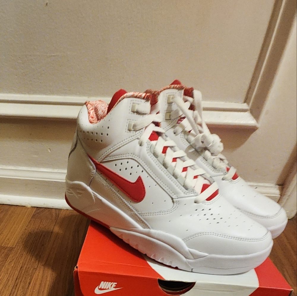 Nike Flight Lite Mid Scottie Pippen